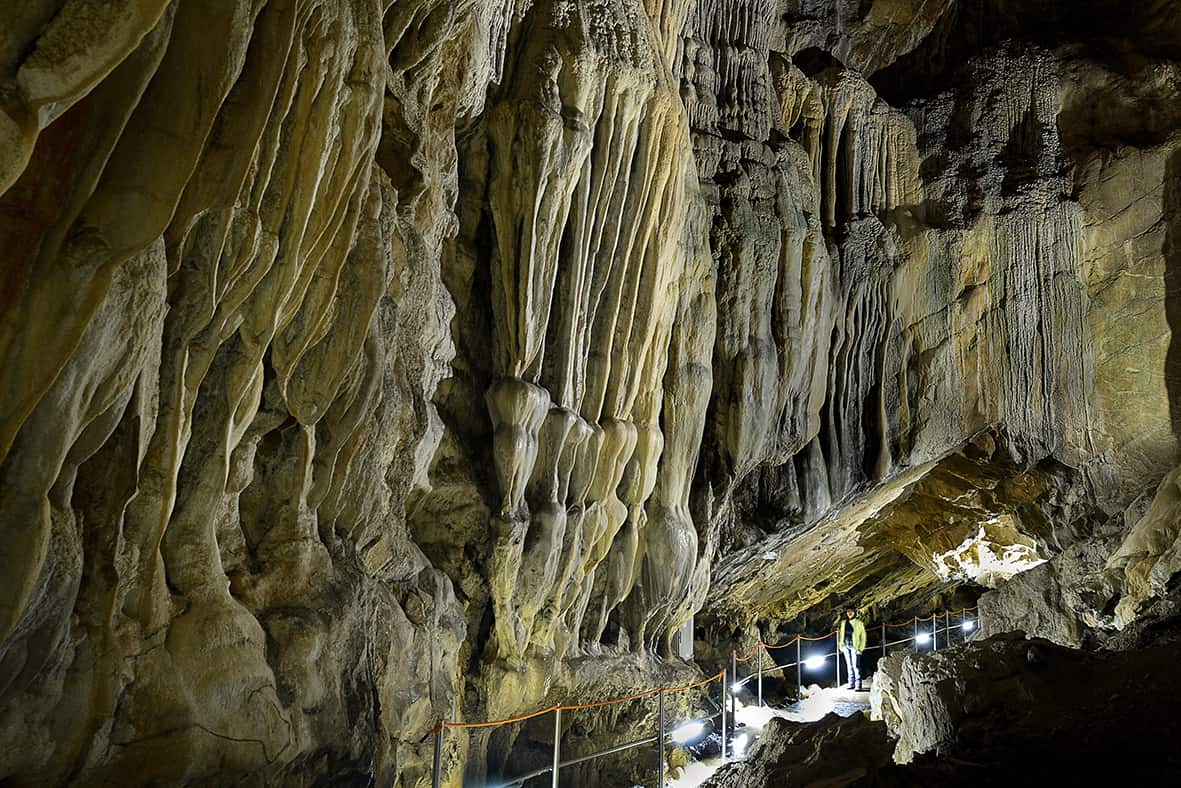 La Cueva de las Güixas en Villanúa – Un paraíso subterráneo